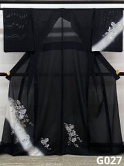 重要無形文化財指定 本場結城紬 100亀甲 奥順謹製 正絹 躾糸付き 重要無形文化財指定 本場結城紬 100亀甲 奥順謹製 正絹 躾糸付き