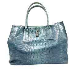 FURLA　フルラ　ブルー　型押し牛革 ハンドバッグ