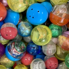 ★ カプセルトイ ガチャガチャ ガシャポン いろいろ MIX 大量 約320点 まとめ商品 ぷよぷよ おそ松さん 多少含む その他多数 卸 現状品