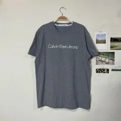 Calvin Klein(カルバ・ンクライン) ジーンズ グレー 半袖 Tシャツ S
