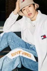 新品・正規品 Tommy Hilfiger トミーヒルフィガー パク・ジェボム 白 シャツ (S)