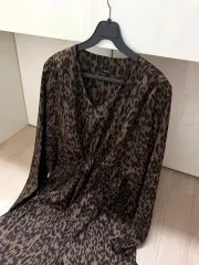 デイリーウェア DAILYLOOK レオパード シャーリング シャーリング Long ロング丈ワンピース レオパード Vネック