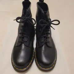 DR. MARTENS 8ホール ブーツ UK3