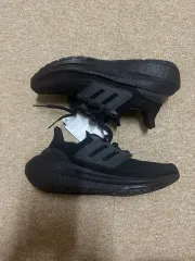 adidas(アディダス) ADIDAS W ウルトラブースト ライト 黒 230 出品 新品