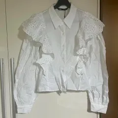 ZARA(ザラ) フリル ブラウス タグ付き 新品 XS
