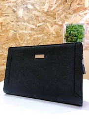 【4028】★美品★ バーバリー レザークラッチバッグ ブラック サフィアーノレザー ロゴプレート シルバー金具 BURBERRY 鞄 手持ち コンパクト ビジネス