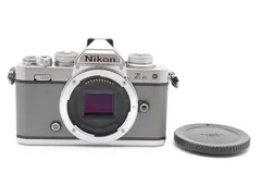 ★良品★ ニコン Nikon Z fc ボディ プレミアムエクステリア シルバー×ナチュラルグレー 《ボディキャップ付!》★完動品★ #08P99A602098のサムネイル