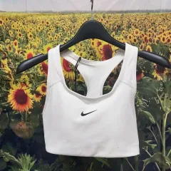 NIKE スポーツブラトップ 未使用 レディース Sサイズ 5H4
