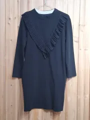 黒色 フリル 装飾 長袖 ONE PIECE (フリーサイズ)