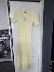 ザラ ライトイエロー ニット ロング丈ワンピース タグ付き