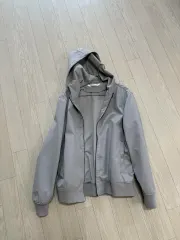 ZARA(ザラ) グレー フード付き ジップアップパーカー