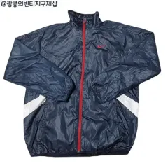 Nike(ナイキ） ヴィンテージ スウッシュ ウインドブレーカー ジャケット