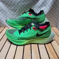 ナイキ ズームX ヴェイパーフライ ネクスト% 2 ランニングシューズ 270 (実際に着用265)