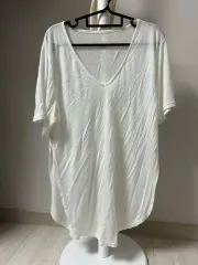 Uネック 白 半袖 Tシャツ