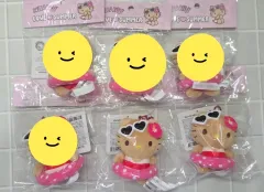 オリーブヤング 日焼け キティ ハローキティ 人形 キーホルダー 未開封