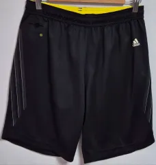 95) アディダス ブラック 機能性 ハーフパンツ