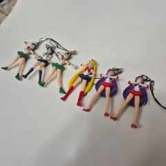 セーラームーン フィギュア ガチャ 5 種