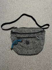 キプリング トートバッグ