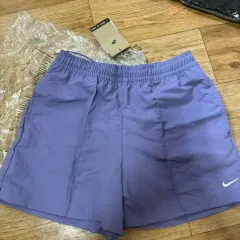 新品 XS ナイキパンツ