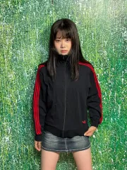 西ドイツ adidas(アディダス) 小松なな 黒 赤 剣の歯 ジャージ M