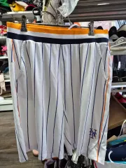 野球ハーフパンツ