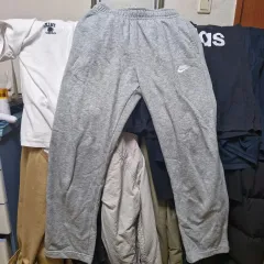 ナイキ ジョガーパンツ ジャージ ズボン