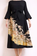 着物リメイク ワンピース ドレス 黒留袖 正絹 地紙飛鶴枝花文 金彩