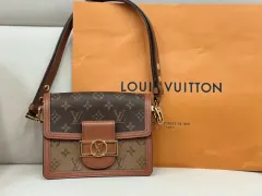 2026年最新】LV バグの人気アイテム - メルカリ