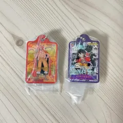 ONE PIECE ガチャ メタルキーホルダー チャーム 4弾 カードゲーム モンキー・D・ルフィ(ルフィ) ゴール・D・ロジャー
