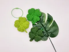 ハンドメイド ぽっちゃり 雲 四葉のクローバー キーリング ／ イニシャルキーリング ハンカチ