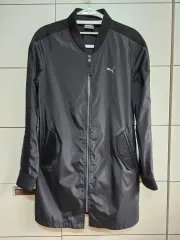 プーマ ブラック ロング ジップアップ ウィンドブレーカー