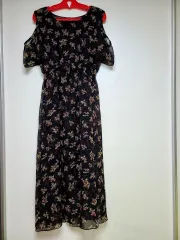 オフショルダー ロング丈ワンピース