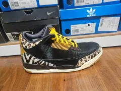 NIKE(ナイキ) ジョーダン 3 レトロ 動物