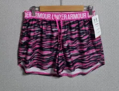 新品 S ) UNDER ARMOUR(アンダーアーマー) ピンク/ブラック ショートパンツ 機能性 半ズボン