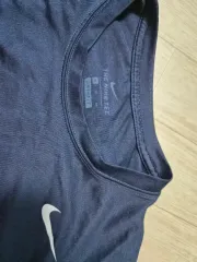 Nike(ナイキ） ドライフィット 半袖 Tシャツ ネイビー