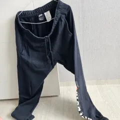 Nike(ナイキ） 黒 トレーナー パンツ just do it