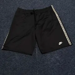 Nike(ナイキ） サイドロゴ ハーフパンツ