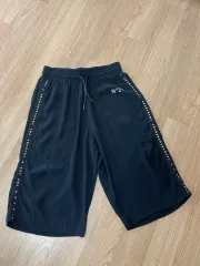 N21キッズ（正規品）キュロットパンツ