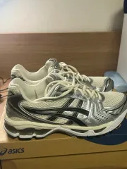 Asics(アシックス) ゲル カヤノ 14 クリームブラック 270 (売り切れ)