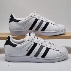 アディダス SUPERSTAR レディーススニーカー 235