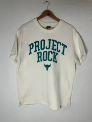 122 UNDER ARMOUR(アンダーアーマー) PROJECT ROCK 半袖 T シャツ ( L ）