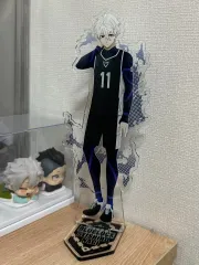 ブルーロック(ブルロ) 凪 誠士郎 アクリル スタンド 出品