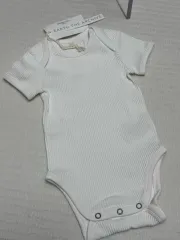 (新品) アースディアカíブ アース ゴージ ボディスーツ (サイズ 1)