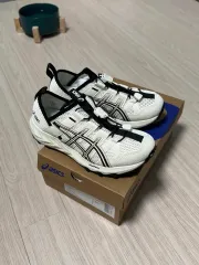 アシックス スニーカー ゲルソノマ tr サンダル 225