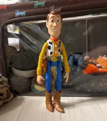 トイストーリー ウッディ フィギュア
