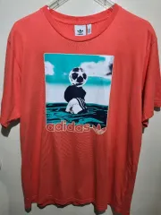 アディダスティシャツ