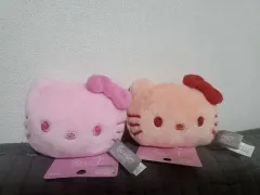 新品 レア物 入手困難 HELLO KITTY キーホルダー (ピンク/レッド)