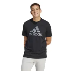[アディダス] 半袖 Tシャツ カモ バッジ オブ スポーツ グラフィック半袖Tシャツ KNC76 メンズ ブラック(IR5828) J/3XL [ブラック(IR5828)] [Free Size]
