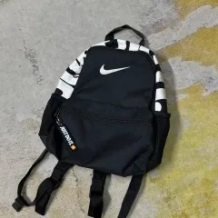 NIKE(ナイキ) ブラジリア ミニ リュック リュックサック