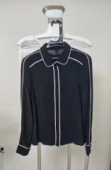 논현동 ブラウス